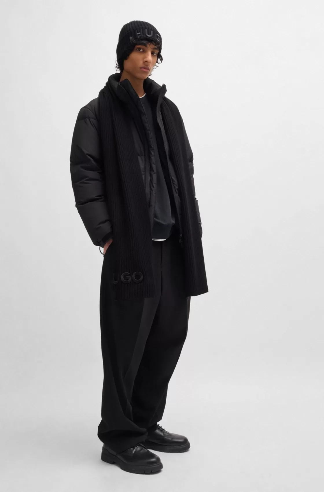 HUGO BOSS Ribbed Scarf In Wool With Embroidered Logo Black Online
