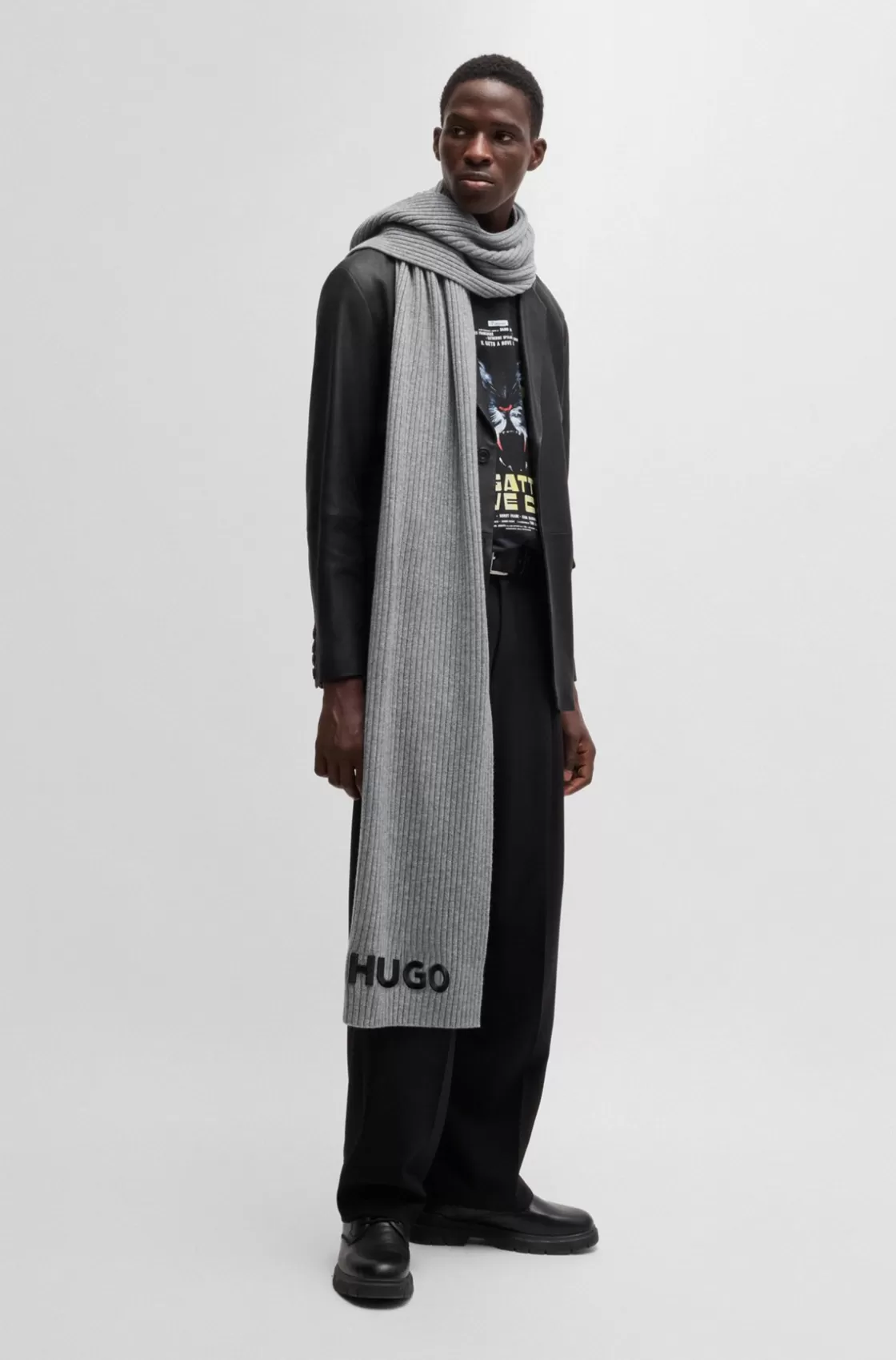 HUGO BOSS Ribbed Scarf In Wool With Embroidered Logo Grey Cheap