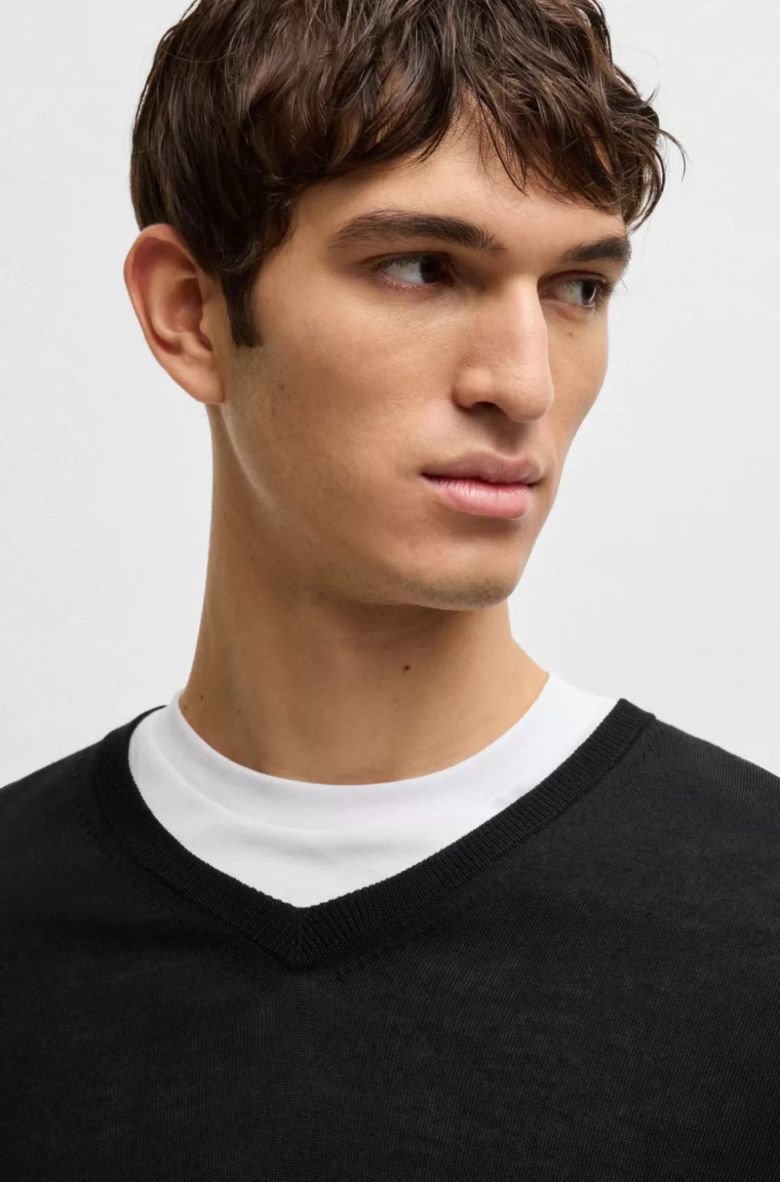 HUGO BOSS V-neck Sweater In Virgin Wool Black Fashion